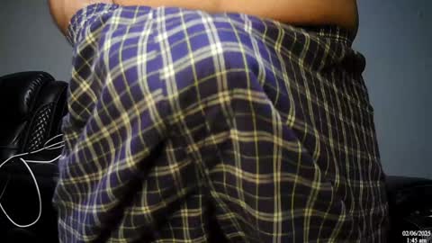 Snapshot of latinstud7 chatting on February 6, 7:45 am Nico online show from February 6, 7:45 am