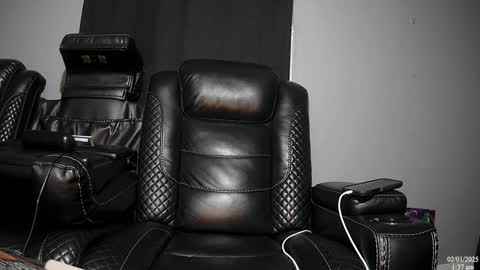 Snapshot of latinstud7 chatting on February 1, 7:36 am Nico online show from February 1, 7:36 am