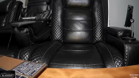 Snapshot of latinstud7 chatting on October 3, 6:16 pm Nico online show from October 3, 6:16 pm