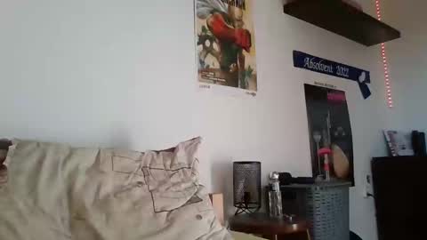 Latrne online show from March 9, 10:30 am