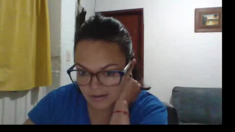 Laura online show from May 30, 1:48 am