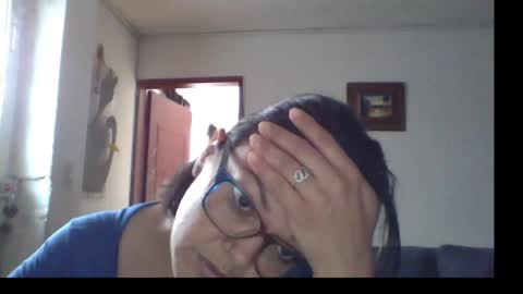 Laura online show from May 26, 2:12 pm