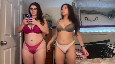 lau_mamacita online show from October 23, 3:19 am