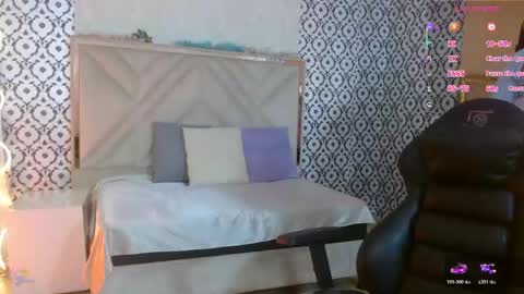 laulin_tay online show from April 22, 3:24 am