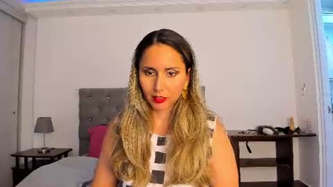  online show from August 5, 1:46 am