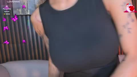 Laura online show from September 11, 1:01 pm