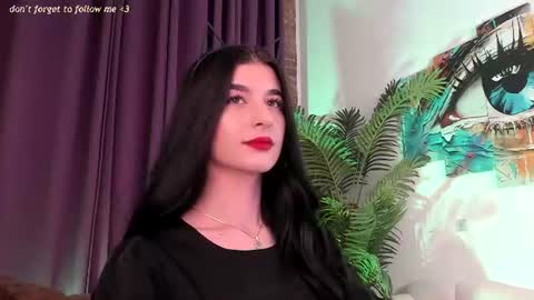 Laura online show from July 24, 9:56 pm