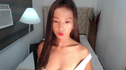 Laura leighxx online show from March 11, 1:59 am