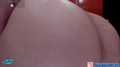 Laura  independent model Next show Monday 2th December online show from December 16, 8:15 pm