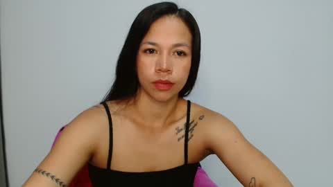 Snapshot of lauracb_ chatting on October 4, 5:16 am lauracb online show from October 4, 5:16 am