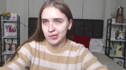 LauraHlot online show from November 16, 7:16 pm