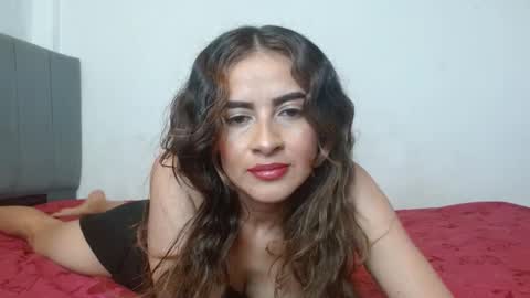 Snapshot of lauraluango12 chatting on October 18, 7:12 am Laura online show from October 18, 7:12 am