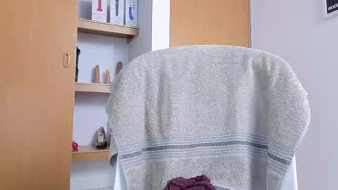 Laura online show from September 23, 9:10 pm