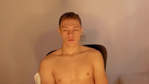 Laureent online show from January 17, 9:23 pm