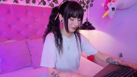 Lauren evans9 online show from February 26, 3:54 am