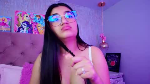 Laurene online show from February 24, 6:49 am