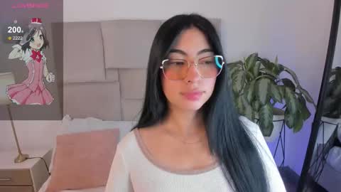 laurenn_smitth online show from September 16, 12:51 pm