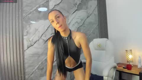 Laurent online show from May 23, 8:27 pm