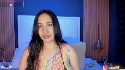 Lau Roberts online show from October 3, 4:10 am