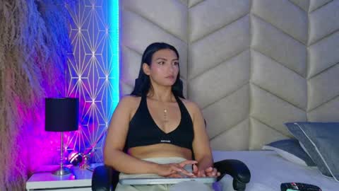 laya online show from November 18, 3:09 am