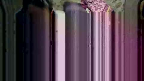 laydayy online show from February 15, 4:06 pm