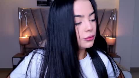 Layla Breezee online show from June 6, 11:16 am