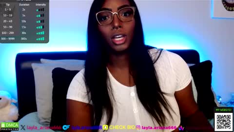 laylaariana online show from October 9, 2:39 am