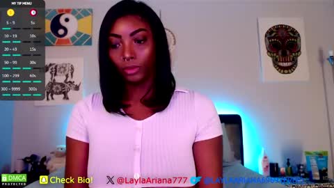 LaylaAriana online show from June 3, 2:47 am