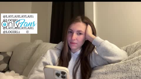 laylahlaylah1 online show from December 17, 10:11 am