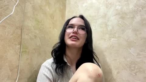 Luna online show from March 26, 5:51 pm