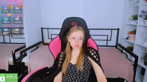 layriantavee online show from March 11, 11:01 am