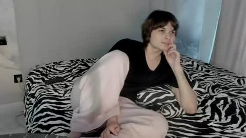 Alex online show from June 12, 2:54 am