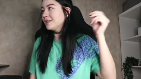 Lisa online show from January 4, 4:55 am