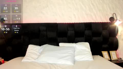 lea_hunter_ online show from December 22, 3:57 am