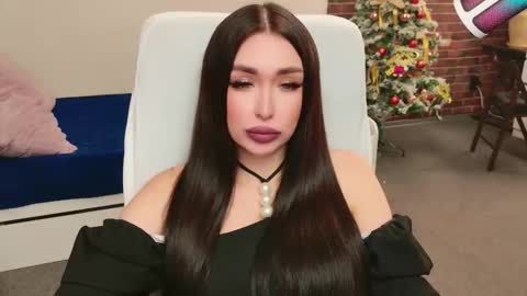 lea_loon online show from December 21, 12:00 pm