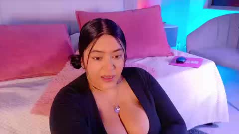 Leah online show from September 10, 3:02 pm