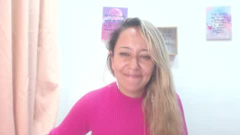 leah_susman online show from February 21, 4:51 am