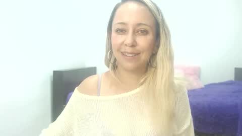 leah_susman online show from September 18, 2:15 am