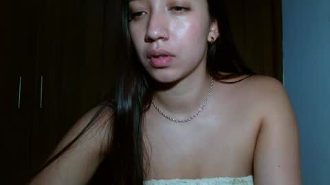 Snapshot of leanaalhub chatting on December 22, 3:00 am leanaalhub online show from December 22, 3:00 am