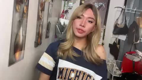 Miss Candy online show from July 17, 6:54 pm