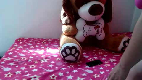 Leandra online show from January 7, 5:29 pm