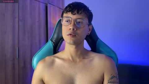 leaneseb online show from April 21, 12:12 pm