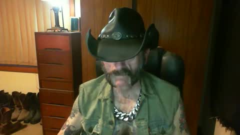 leathergreaser online show from April 8, 7:55 am