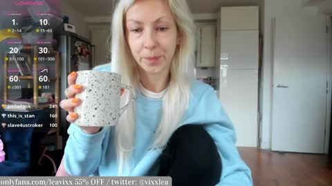 LeaVixx online show from April 11, 7:56 am