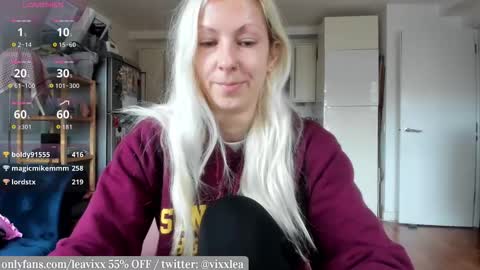 LeaVixx online show from March 8, 1:48 pm