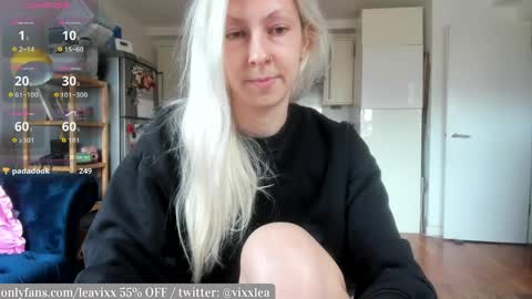 LeaVixx online show from April 10, 3:06 pm