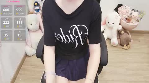 Lee online show from June 24, 11:12 pm