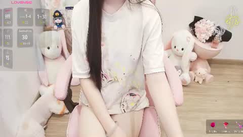 Lee online show from June 18, 2:50 am