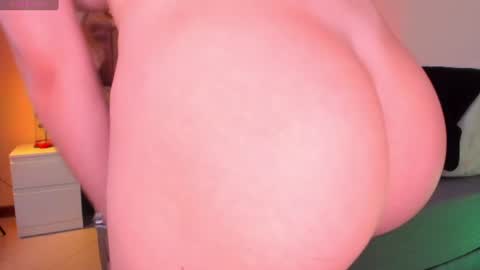Leena online show from June 28, 2:40 am