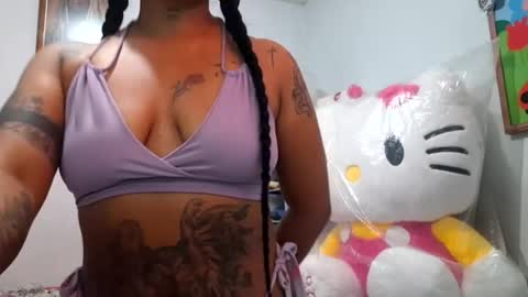 legscaramelxx online show from July 14, 12:58 am